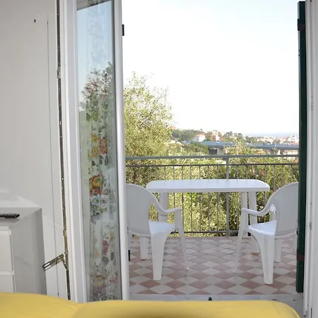 Apartment Daria Chiavari